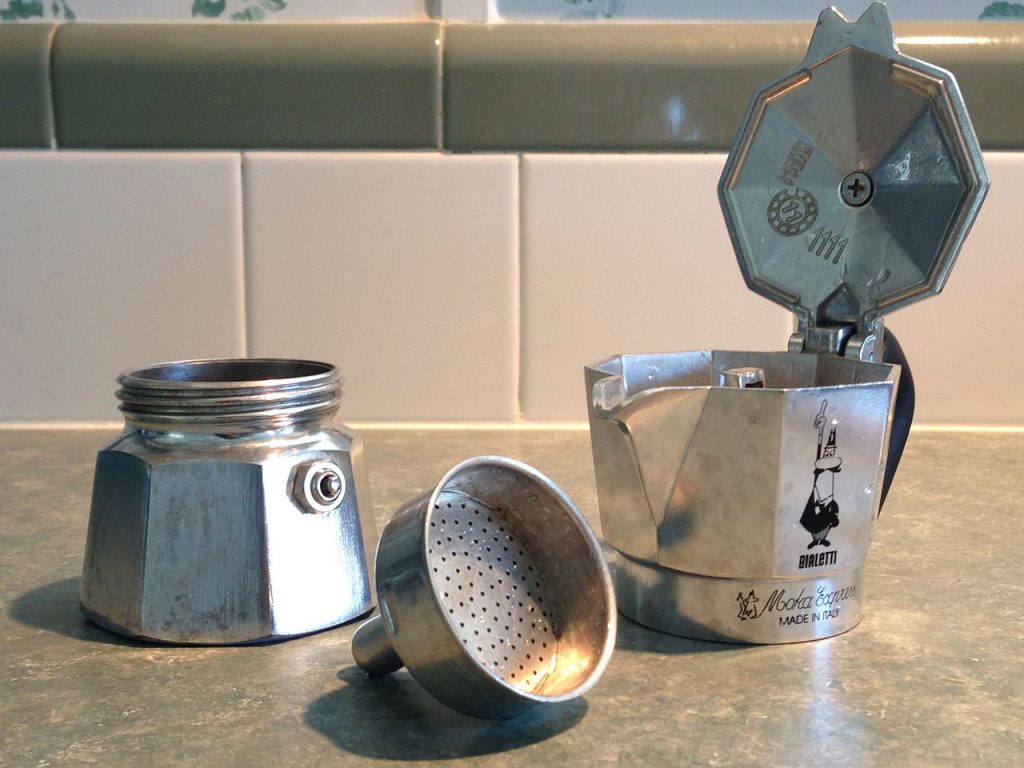 Bialetti Moka Express: We test the camp coffee-brewing icon