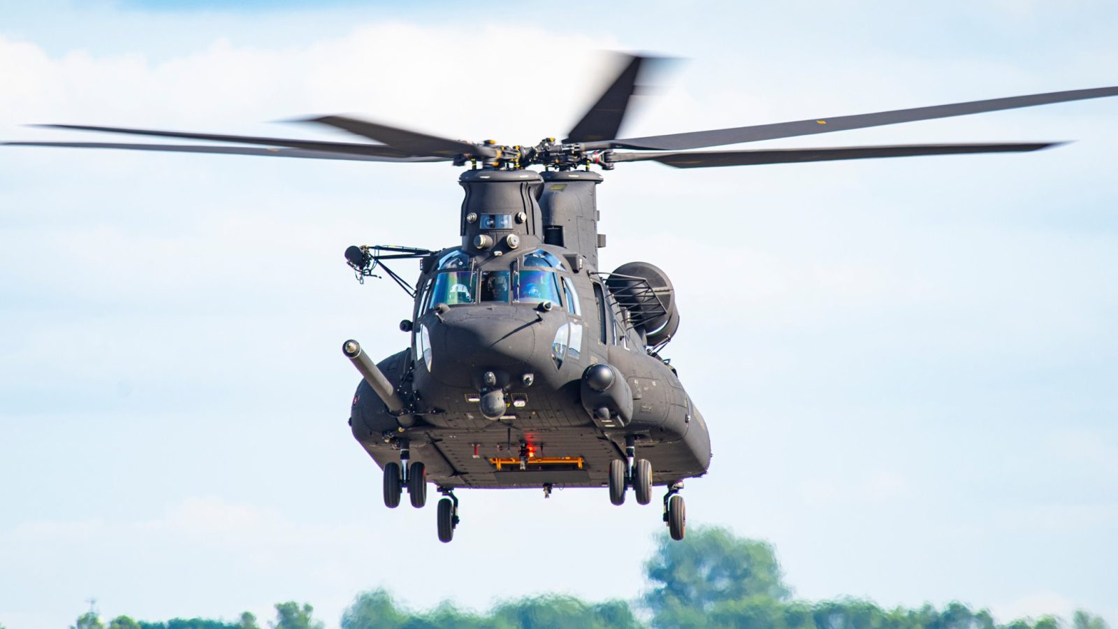 Boeing Delivers First MH-47G Chinook Block II Helicopter – Strikehold.net