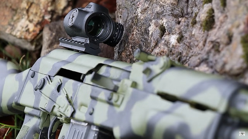 This Primary Arms SLX 3x Microprism utilizes the ACSS reticle.